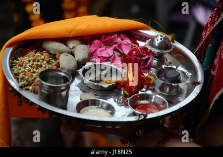 Pooja Thali, Jodhpur, Rajasthan, Indien, Asien Stockfoto