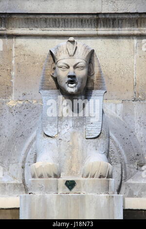 Sphinx-Statue in Fontaine du Palmier, Paris, Frankreich Stockfoto