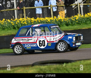 Andrew Jordan, Nick Swift, Mini 1275 GT, Gerry Marshall Trophy, Limousinen, Goodwood 75. Mitgliederversammlung März 2017 GRRC, circuit racing, Classic Stockfoto