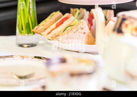 Tintern Station und Tintern Station Cafe. Hohe Tees für den Frühling & Sommer. Stockfoto