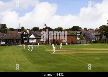 Alderley Edge Cricket Club ist ein Amateur Kricket-Verein basieren an Alderley Edge in Cheshire Stockfoto