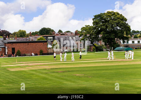 Alderley Edge Cricket Club ist ein Amateur Kricket-Verein basieren an Alderley Edge in Cheshire Stockfoto