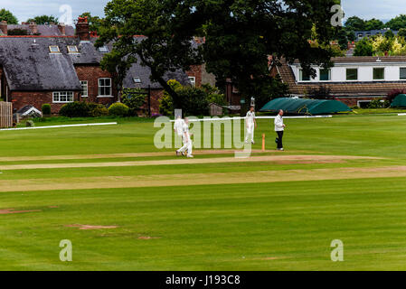 Alderley Edge Cricket Club ist ein Amateur Kricket-Verein basieren an Alderley Edge in Cheshire Stockfoto