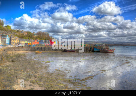 Tobermory Isle von Mull Schottland Großbritannien schottische Inneren Hebriden an einem schönen Frühlingstag mit Sonnenschein in bunte hdr Stockfoto