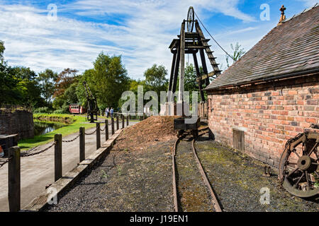 Bergwerk Grube-Schachtkopf Getriebe bei Blists Hill Victorian Town, in der Nähe von Madeley, Shropshire, England, UK. Stockfoto