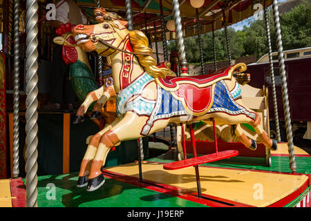 Merry-Go-Round oder Karussell am Blists Hill, in der Nähe der viktorianischen Stadt Madeley, Shropshire, England, UK. Stockfoto