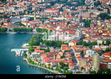 Luftaufnahme von Lecco Stadt an der See Como, Italien Stockfoto