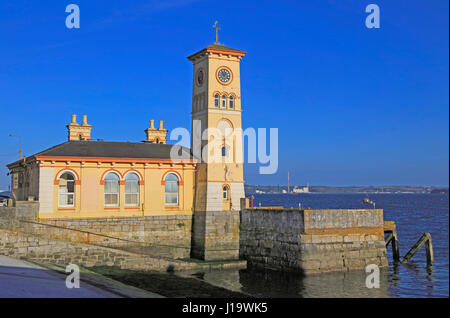 Am Ufer Clocktower alten Rathausgebäude, Cobh, County Cork, Irland, Republik Irland Stockfoto