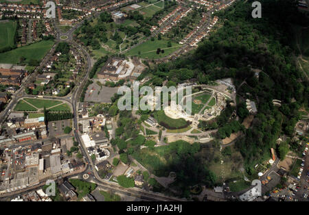 Luftbild von Dudley und Burg West Midlands, Uk der 1980er Jahre Stockfoto