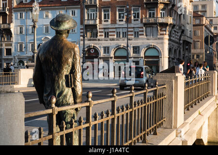 Triest, Am Canal Grande, Statue James Joyce Stockfoto