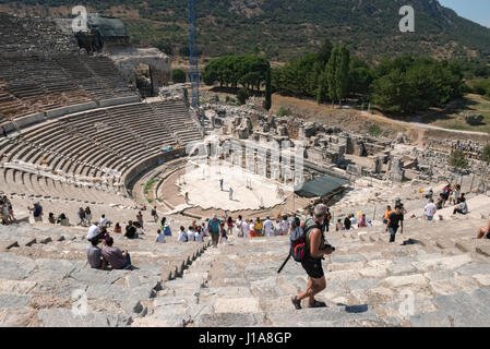 Die Ruinen des antiken Theaters in Ephesos, Türkei. Stockfoto