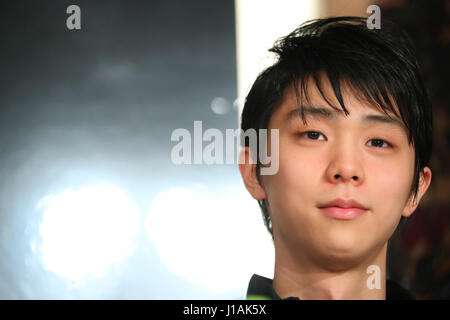 Tokio, Japan. 19. April 2017. Yuzuru Hanyu (JPN) Eiskunstlauf: ISU World Team Trophy 2017 Japan Team Pressekonferenz in Tokio, Japan. Bildnachweis: YUTAKA/AFLO SPORT/Alamy Live-Nachrichten Stockfoto