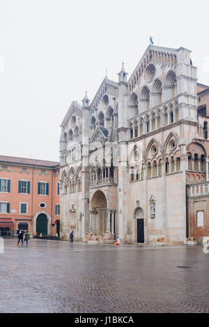 Die Ferrara Kathedrale (Basilica Cattedrale di San Giorgio, Duomo di Ferrara), Ferrara, Emilia-Romagna, Italien Stockfoto