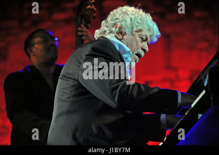 Brecon Jazz Festival 2011. Monty Alexander Trio. 13/8/11 Stockfoto