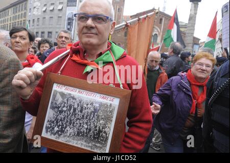 Am 25. April wird jährlich in ganz Italien mit festen und Demonstrationen zu erinnern, die Befreiung vom Nazi-Faschismus gefeiert. Stockfoto