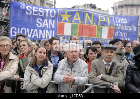 Am 25. April wird jährlich in ganz Italien mit festen und Demonstrationen zu erinnern, die Befreiung vom Nazi-Faschismus gefeiert. Stockfoto