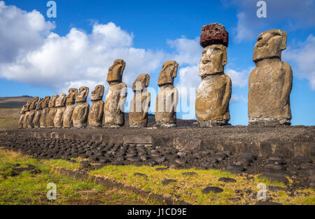 Moais Statuen, Ahu Tongariki, Osterinsel, Chile Stockfoto