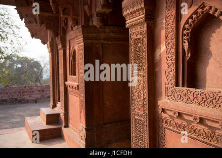 Stein-Ornamente in Fatehpur Sikri Komplex, Indien Stockfoto