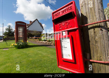 Dorf von Barton, England. Frühling auf der malerischen Cheshire Dorf von Barton. Stockfoto