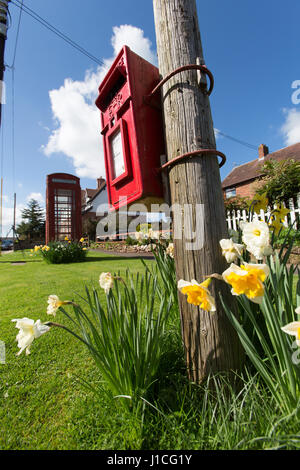 Dorf von Barton, England. Frühling auf der malerischen Cheshire Dorf von Barton. Stockfoto