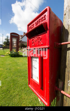 Dorf von Barton, England. Frühling auf der malerischen Cheshire Dorf von Barton. Stockfoto
