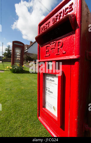 Dorf von Barton, England. Frühling auf der malerischen Cheshire Dorf von Barton. Stockfoto
