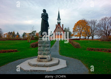 Grand Pre National Historic Site zeigt Evangeline und die Steinkirche Stockfoto