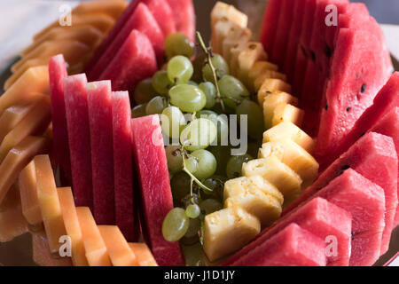 frisches Obst geschnitten Stockfoto