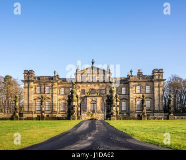 Duncombe Park, Sitz der Adelsfamilie Duncombe, deren führendes Mitglied der Titel Baron Feversham nimmt. Helmsley, Großbritannien. Stockfoto