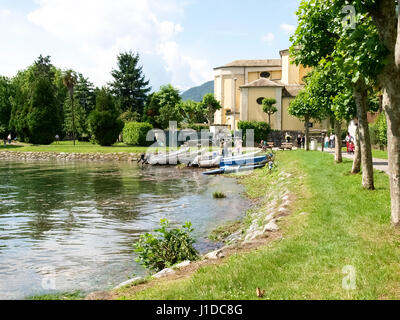 Comer See - Italien: 2016 Juni 18: Überschwemmung des Comer Sees am Ufer von der Nordwestküste der Länder in Pianello Lario Dongo, Domaso. Nachdem er Stockfoto