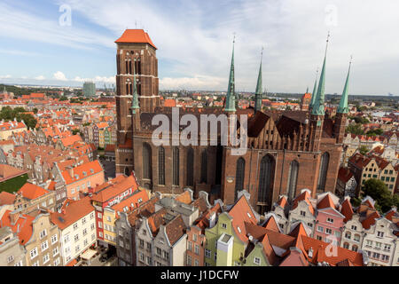 Blick auf die Stadt Danzig in Polen. Die Stadt ist die historische Hauptstadt des polnischen Pommern mit mittelalterlichen Architektur der alten Stadt. Stockfoto