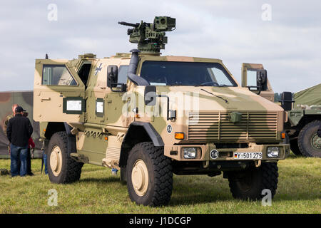 LAAGE, DEUTSCHLAND??? 23. August 2014: A deutsche Armee ATF KMW Dingo 2 Fahrzeug auf dem Display während des Laage Airbase Open House. Der ATF Dingo ist ein deutscher heavi Stockfoto