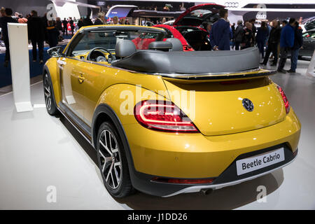 Brüssel - 19. Januar 2017: Volkswagen Beetle Cabrio Auto auf dem Brüsseler Autosalon. Stockfoto