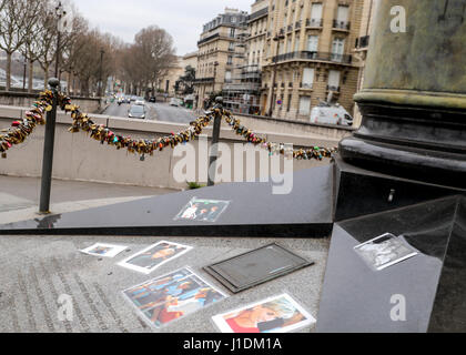 Gesamtansicht von der Pont de Alma Tunnel 20 Jahre nach dem Autounfall, der Prinzessin Diana, ihr Liebhaber Dodi Fayed und der Chauffeur Henri Paul getötet. Der Absturz ereignete sich am Abend des 31. August 1997. Wo: Paris, Frankreich bei: 17. März 2017 Stockfoto