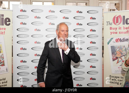 Gyles Brandreth bei Den Oldie of the Year Awards 2017 Stockfoto