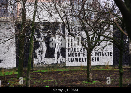 Berlin, Berliner Sehenswürdigkeiten, Wand, hellen, kalten Krieges, bunte, farbenfrohe Malerei, Farben, Farben, Ost-Berlin, ehemalige Division, deutsche Geschichte, Deutschland, Stockfoto