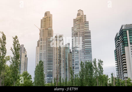 Hochhäuser im Stadtteil Puerto Madero, Buenos Aires, Stockfoto