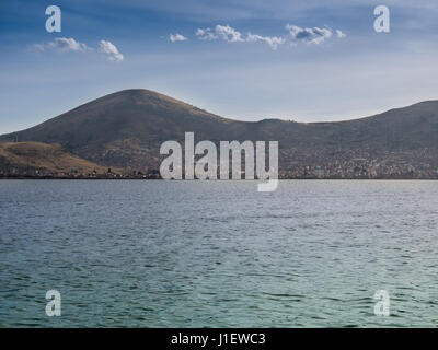 Puno Stadt auf dem Ufer von Lake Titikaka Peru Südamerika Stockfoto