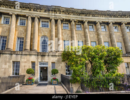 Vereinigtes Königreich, Somerset, Stadt Bath, Eingang zum Royal Crescent Hotel & Spa Stockfoto