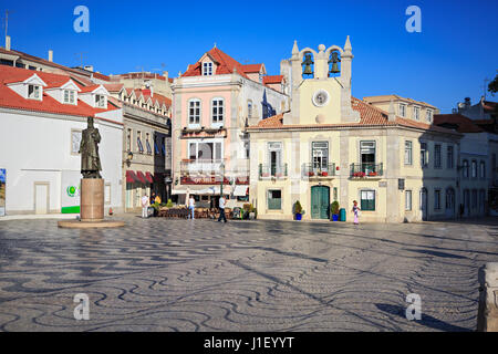 CASCAIS, PORTUGAL - ca. Oktober 2016: Straßen von Cascais Stadt, Cascais, Portugal Stockfoto