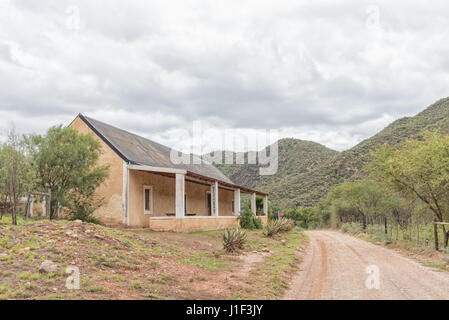 KRUISRIVIER, Südafrika - 24. März 2017: ein Restaurant direkt an der Straße zwischen der Kruisrivier und Calitzdorp Stockfoto