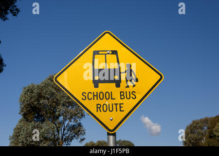 Schulbus-Schild Stockfoto