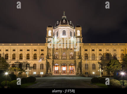 Kunstgeschichte Museum bei Nacht, Maria-Theresien-Platz, Wien, Österreich Stockfoto