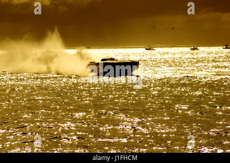 Off Shore super Boot Rennen Stockfoto