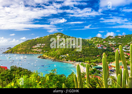 Saint Barthelemy Skyline und den Hafen in den Antillen der Karibik. Stockfoto