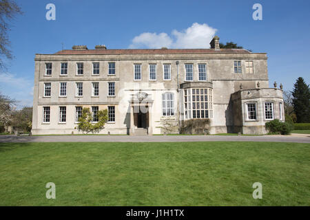 Elmore Gericht Herrenhaus in Gloucestershire, im Besitz von Anselm Deckmantel nach erben die 750 Jahre alte Eigenschaft von seinem Onkel im Jahr 2007. Stockfoto