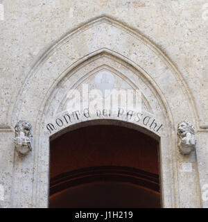 Der Sitz der Banca Monte dei Paschi di Siena SpA Bank in Siena, Italien Stockfoto