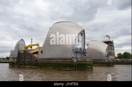 Allgemeine Ansicht GV von The Thames Barrier ist eine bewegliche Sperrwerks in der Themse in East London Stockfoto