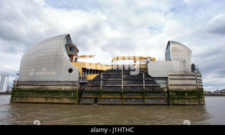 Allgemeine Ansicht GV von The Thames Barrier ist eine bewegliche Sperrwerks in der Themse in East London Stockfoto