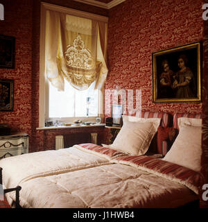 Opulenten viktorianischen Stil Schlafzimmer. Stockfoto